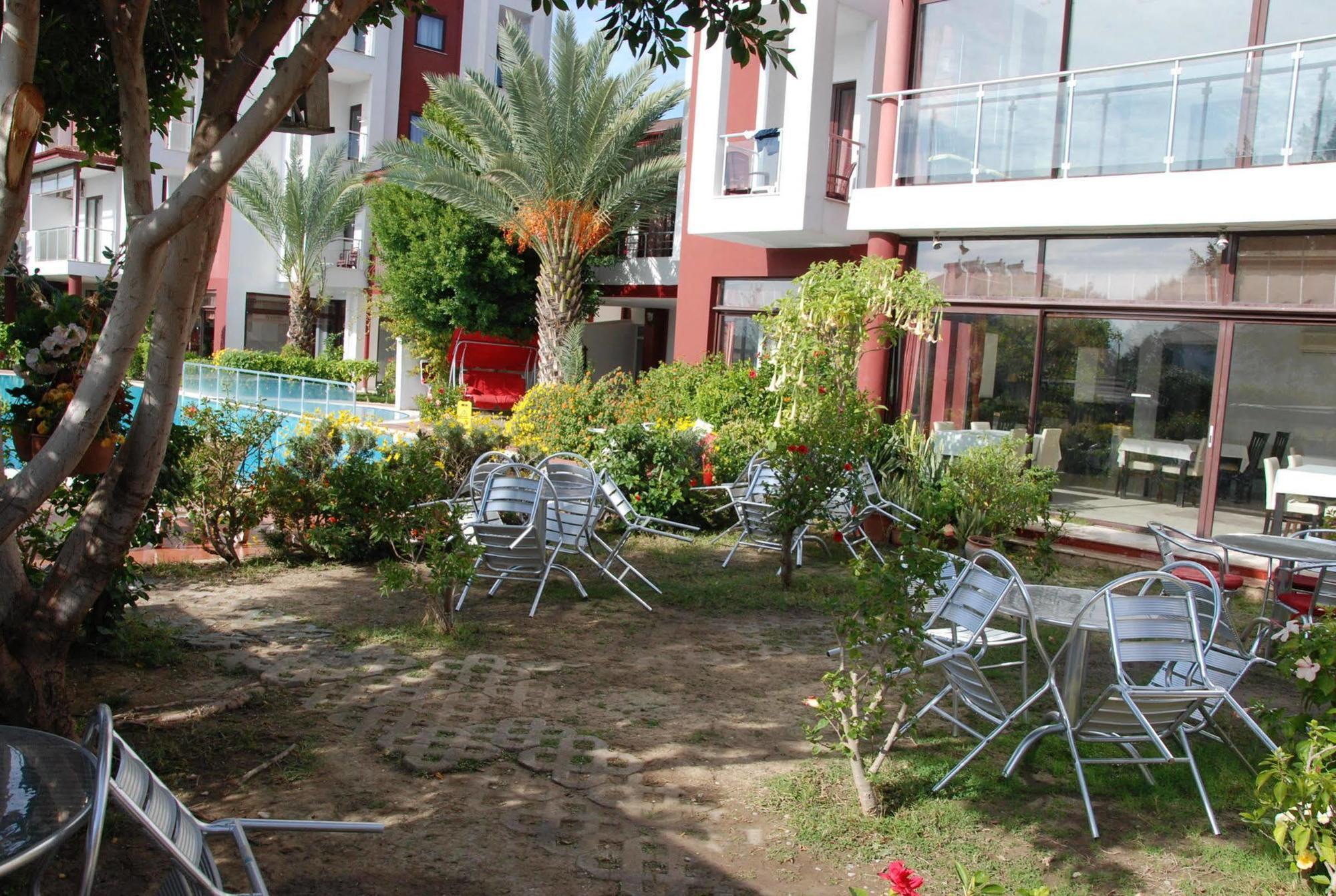 Otel Carna Garden