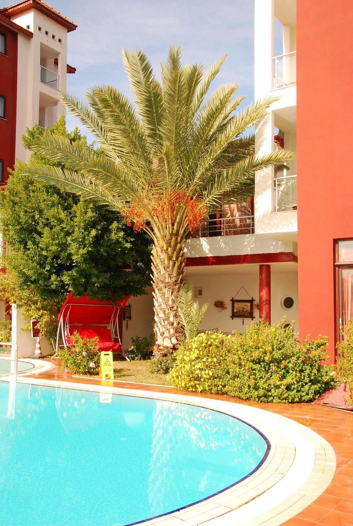 Otel Carna Garden 3*